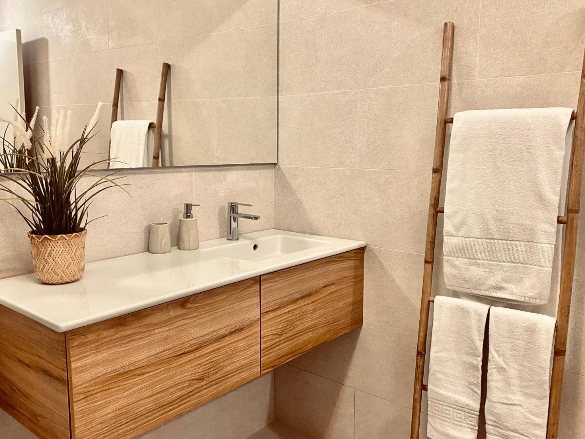 Lagos Apartment Ap Praia Dona Ana Экстерьер фото